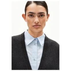 Armedangels Women's Kaaja - Cardigan 11 Armedangels Women's Kaaja - Cardigan -Outdoor-Ausrüstung armedangels womens kaaja cardigan detail 4