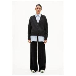 Armedangels Women's Kaaja - Cardigan 12 Armedangels Women's Kaaja - Cardigan -Outdoor-Ausrüstung armedangels womens kaaja cardigan detail 5
