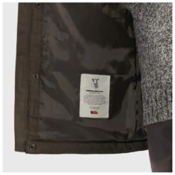 Övik Wool Padded Jacket - Isolationsjacke 23 Övik Wool Padded Jacket - Isolationsjacke -Outdoor-Ausrüstung fjaellraeven oevik wool padded jacket isolationsjacke detail 10